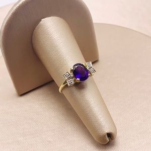 EUC 14k Yellow Gold Amethyst & Diamond Cocktail Ring
